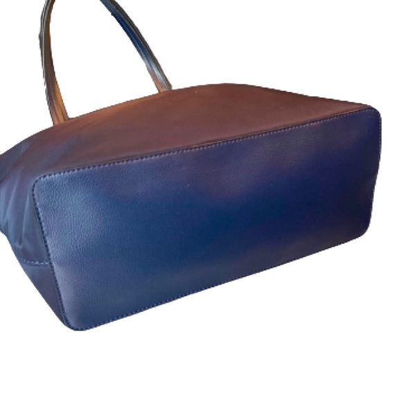 Kate spade tote great condition - Picture 4 of 5